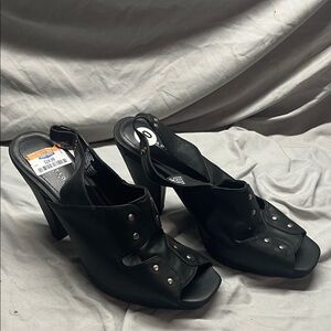 Kenneth Cole Reaction Black Heeled Sandals